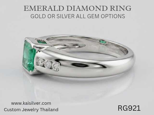 custom emerald ring